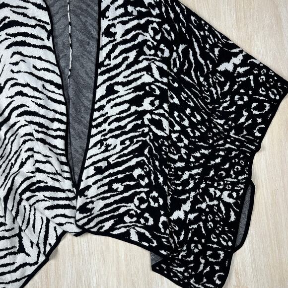 WHBM Wrap Shawl Animal Prints Ruana Wool Cashmere Blend Chic Cozy Poncho OS - Picture 5 of 14